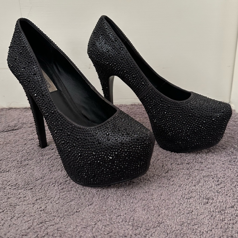 Steve Madden Crystal Pumps